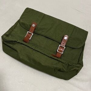 J. Crew Dry Goods Men’s Abingdon Messenger Waxed Canvas Bag